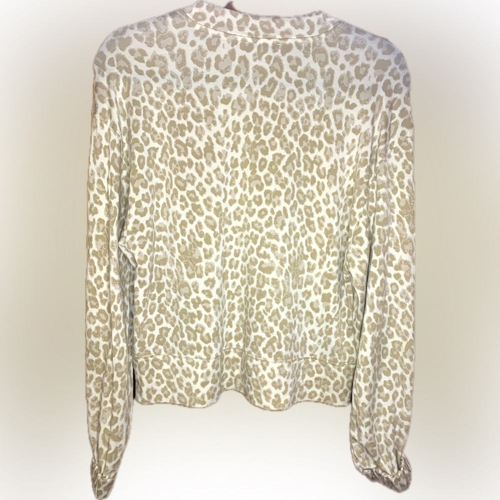 Rachel Zoe New York Women’s-Medium-Stretchy Long sleeve Animal Print Cream Top - Picture 2 of 5